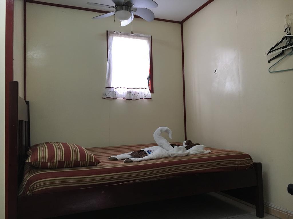 فندق Caye Caulkerفي  Mara'S Place المظهر الخارجي الصورة